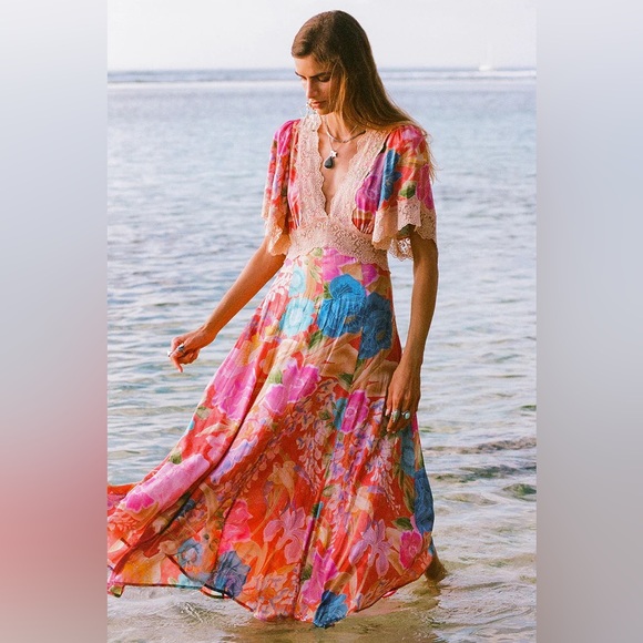 Spell - Picture 2 of 6